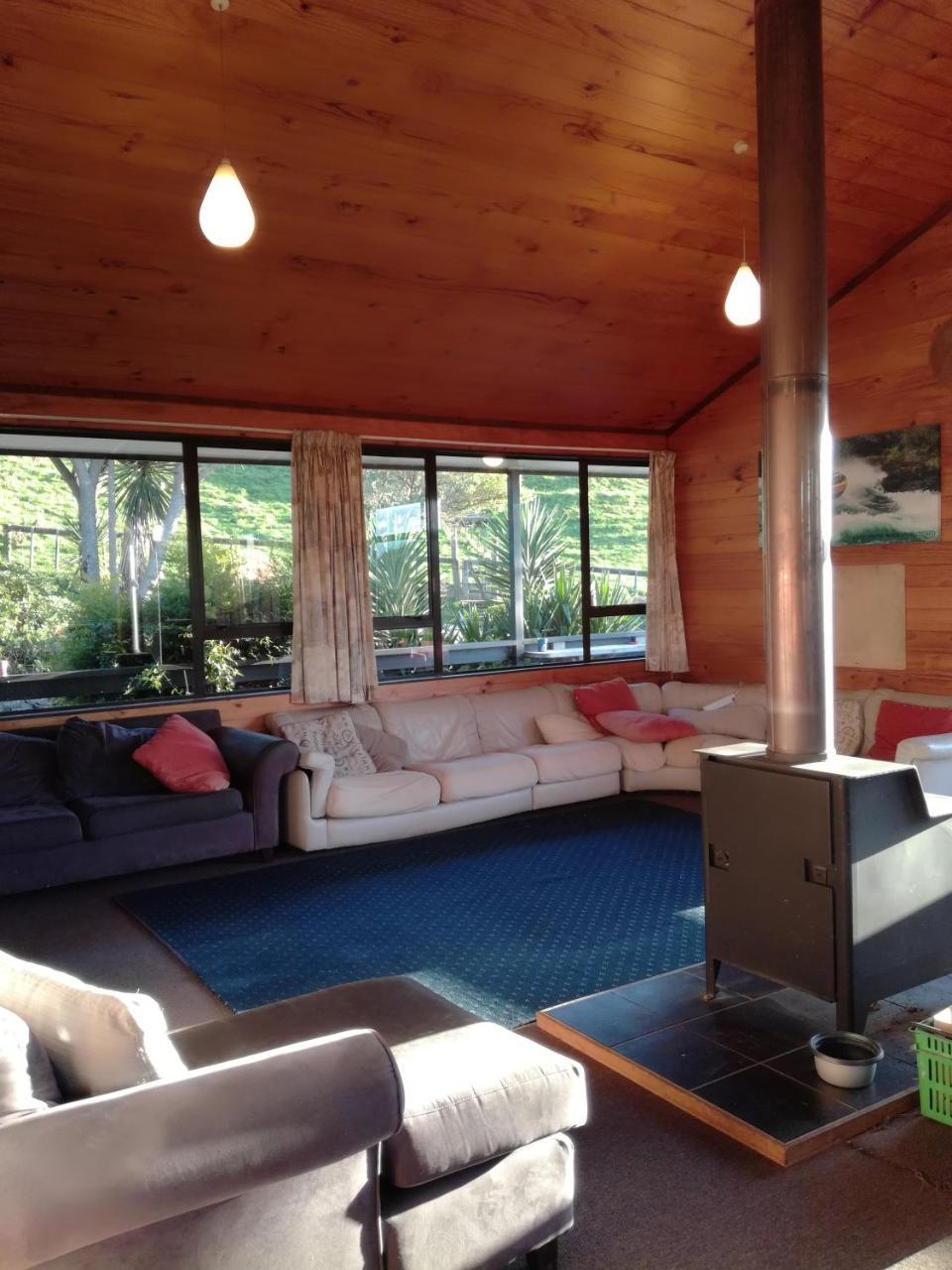 Junohall Backpackers ไวโตโมเคฟส์ ภายนอก รูปภาพ